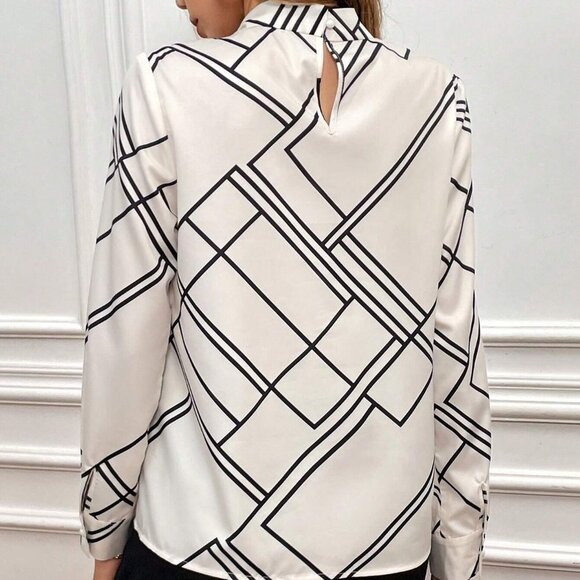 White Boho Womens Geo Print Twist Front Blouse - Picture 2 of 5